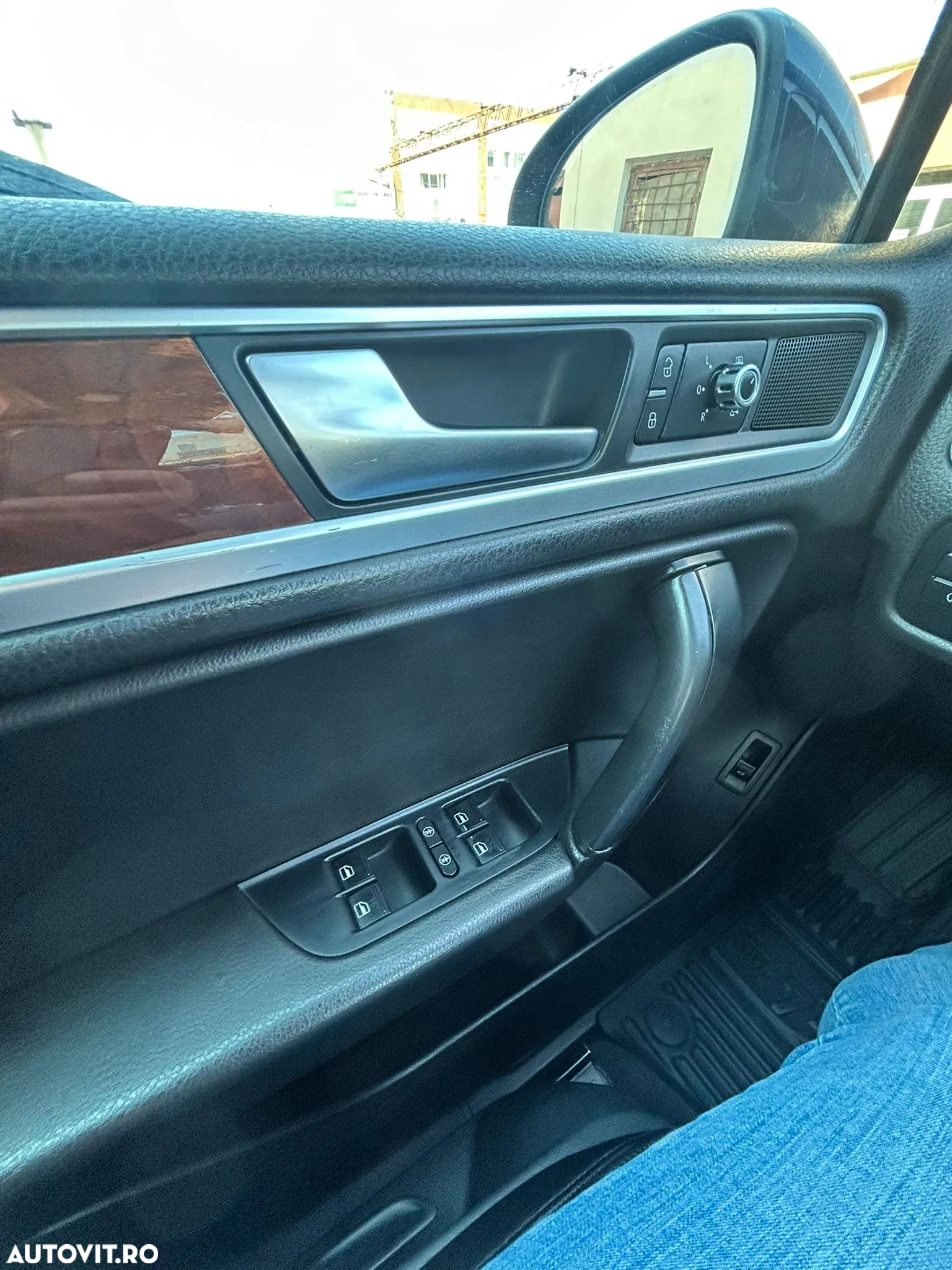 Volkswagen Touareg - 22