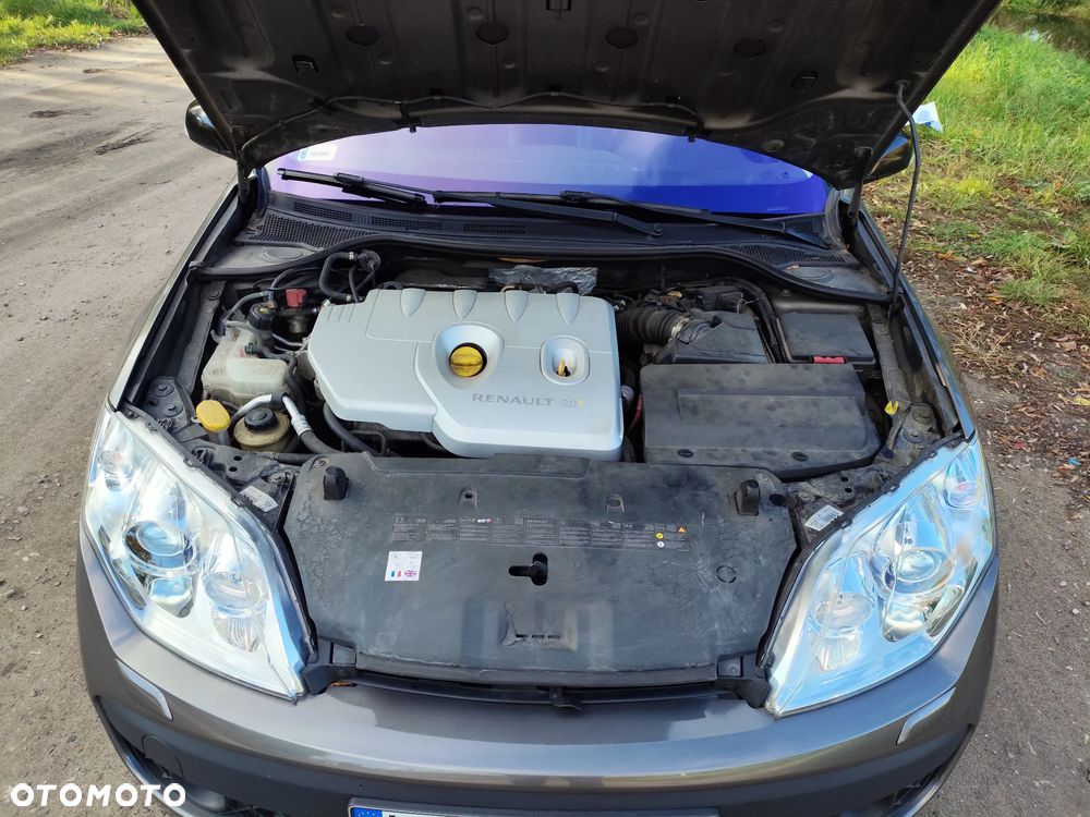 Renault Laguna 2.0 T Bose Edition - 10