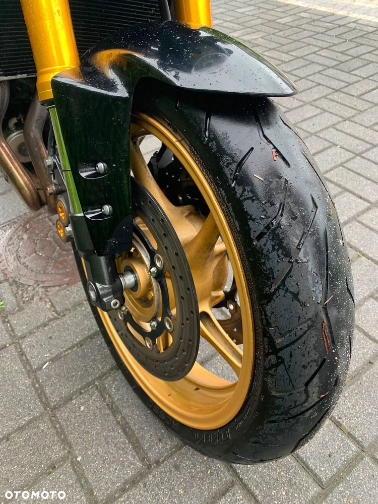 Yamaha YZF - 11