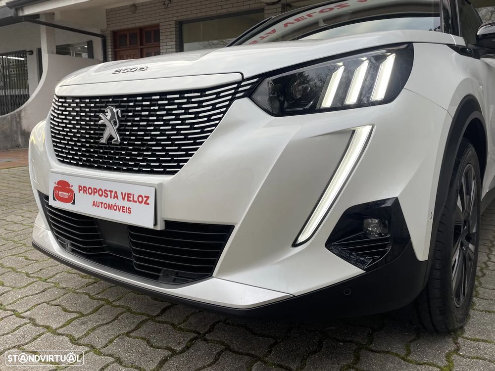 Peugeot e-2008 GT Pack - 13