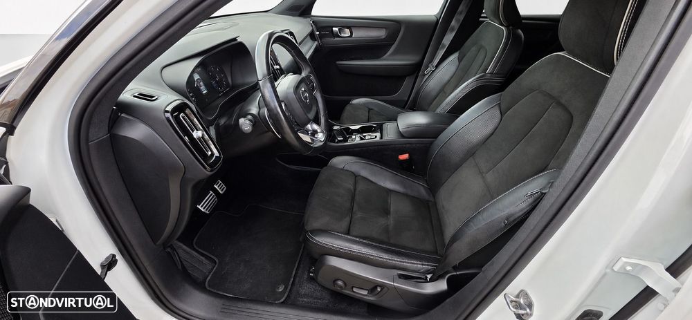 Volvo XC 40 2.0 D4 R-Design AWD - 14