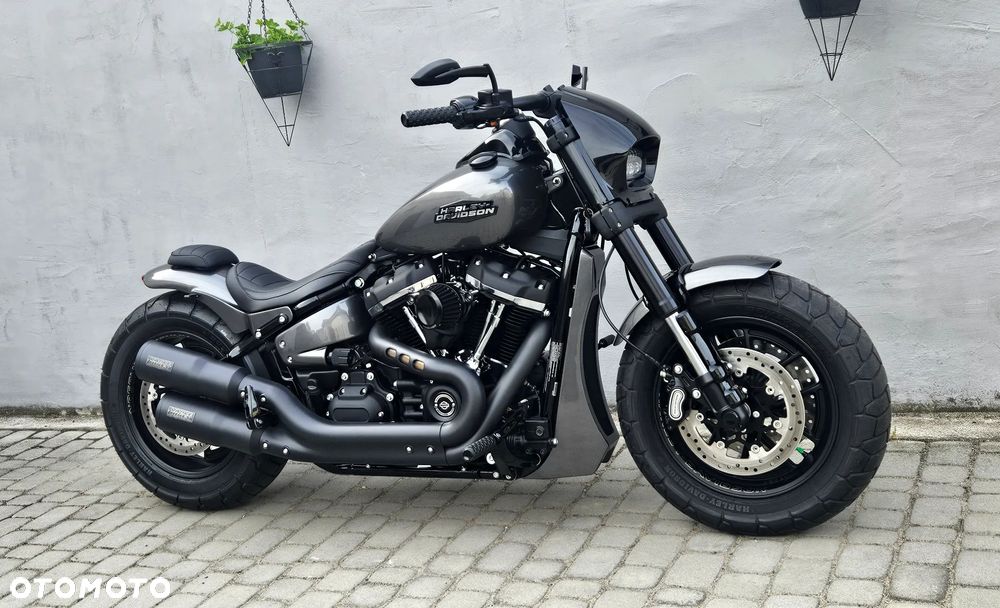 Harley-Davidson Softail Fat Bob - 2