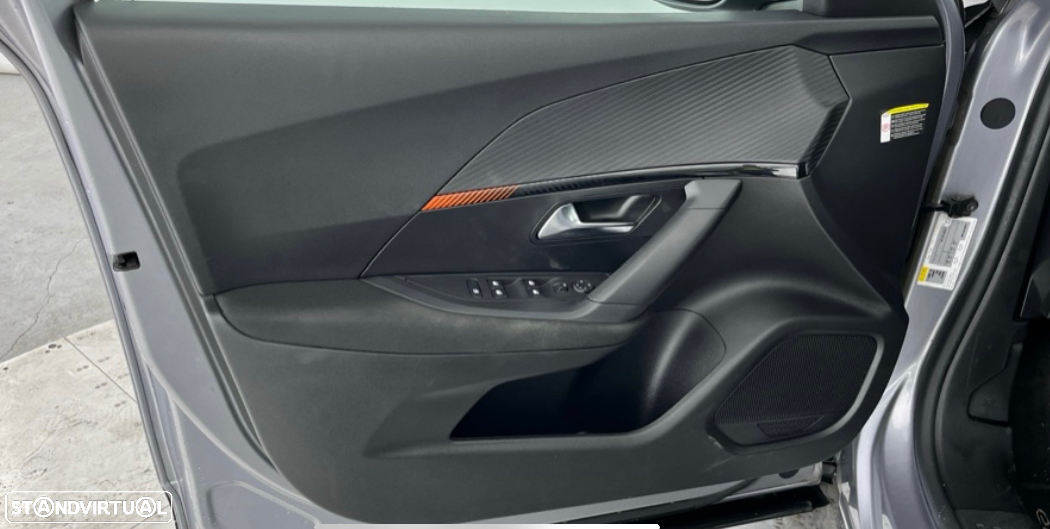 Peugeot e-2008 50 kWh Active Pack - 12