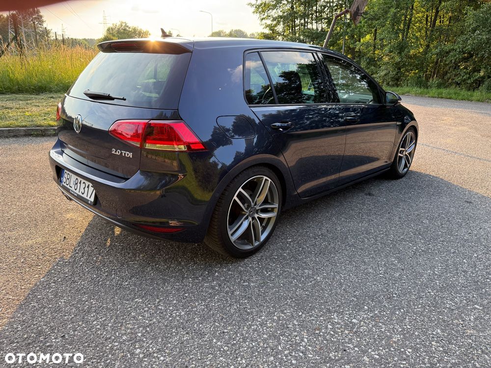 Volkswagen Golf 2.0 BlueTDI Cup - 11