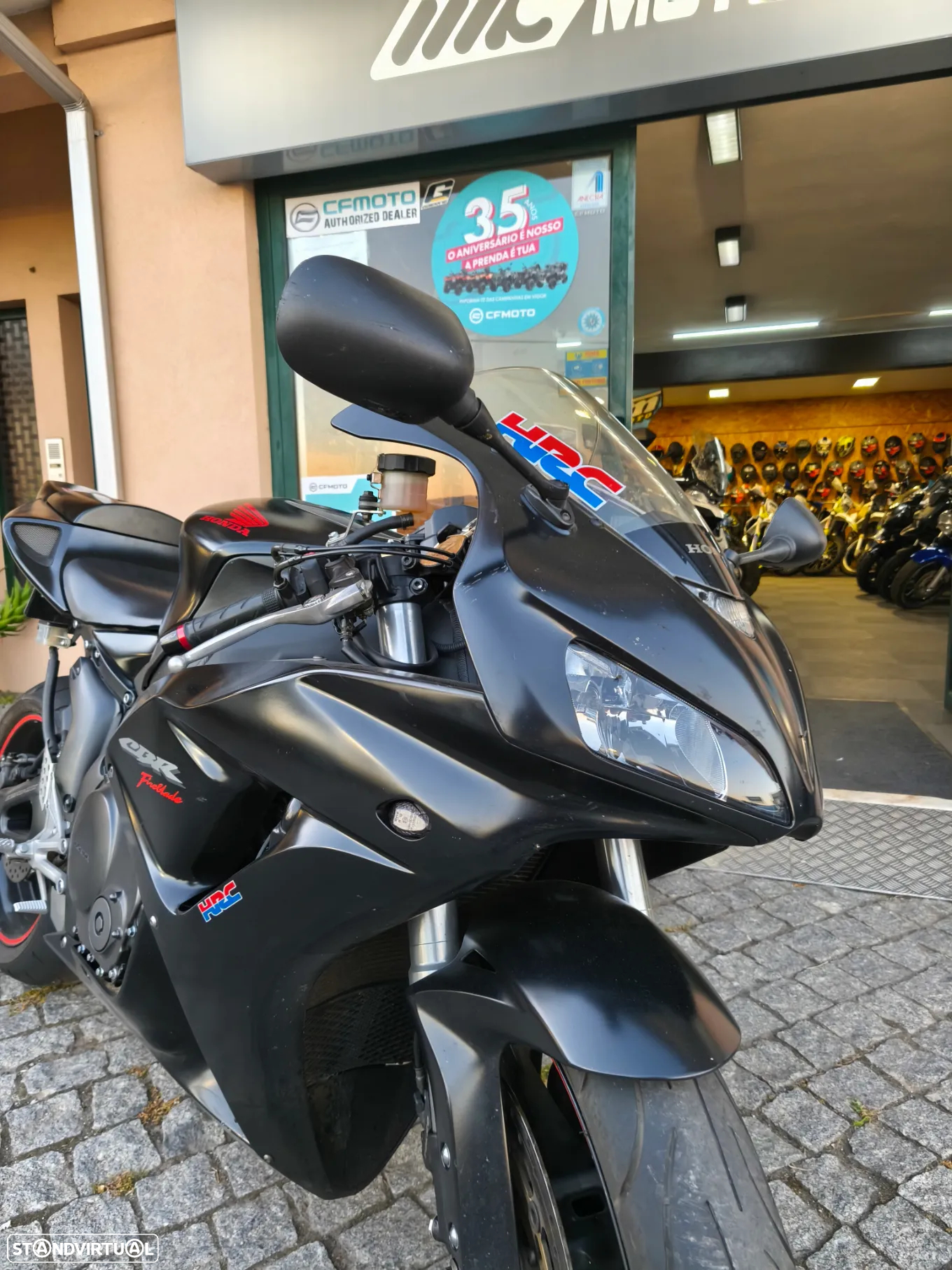 Honda CBR 1000 RR - 2
