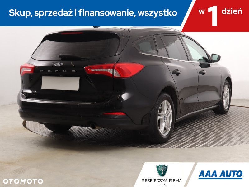 Ford Focus SW - 7