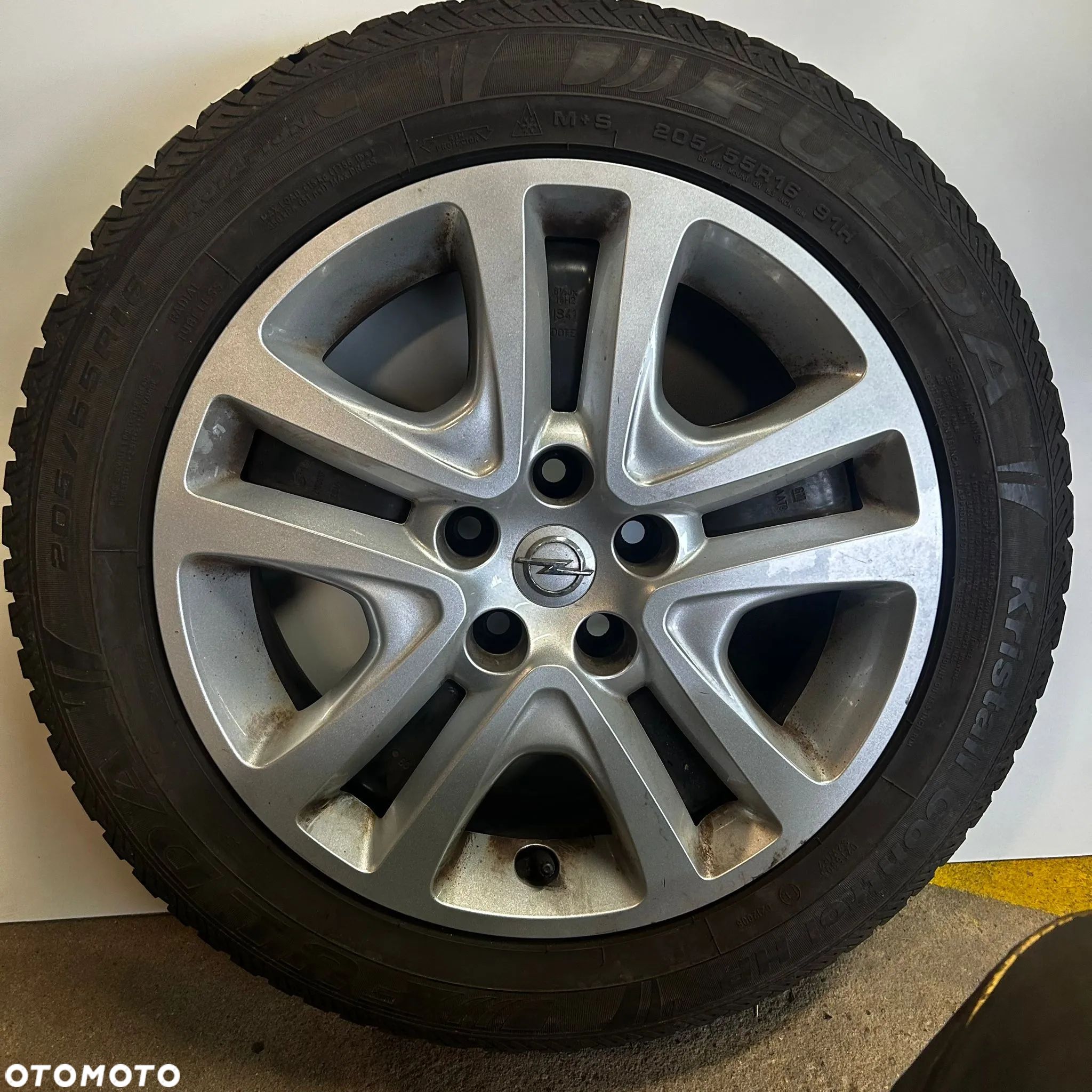 Felga stalowa strukturalna Opel OE Astra K 6.5Jx 16" 5x105 ET41+ KOŁPAKI - 1