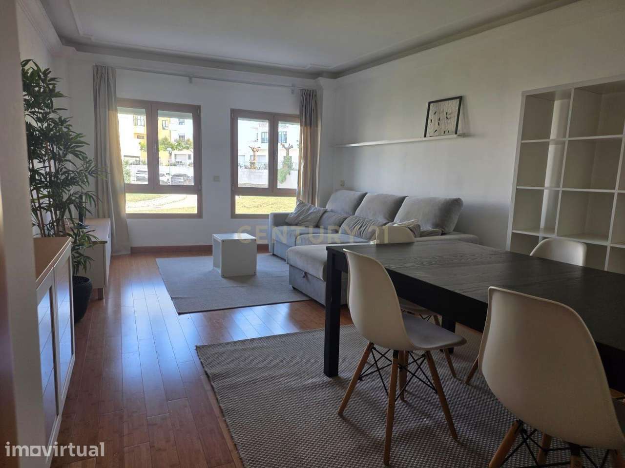 Apartamento T2 para arrendamento com box e elevador - Grande imagem: 2/36