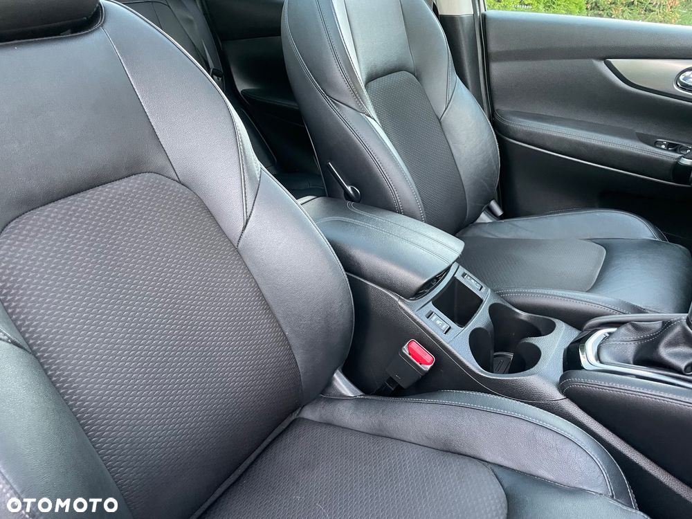 Nissan Qashqai - 12
