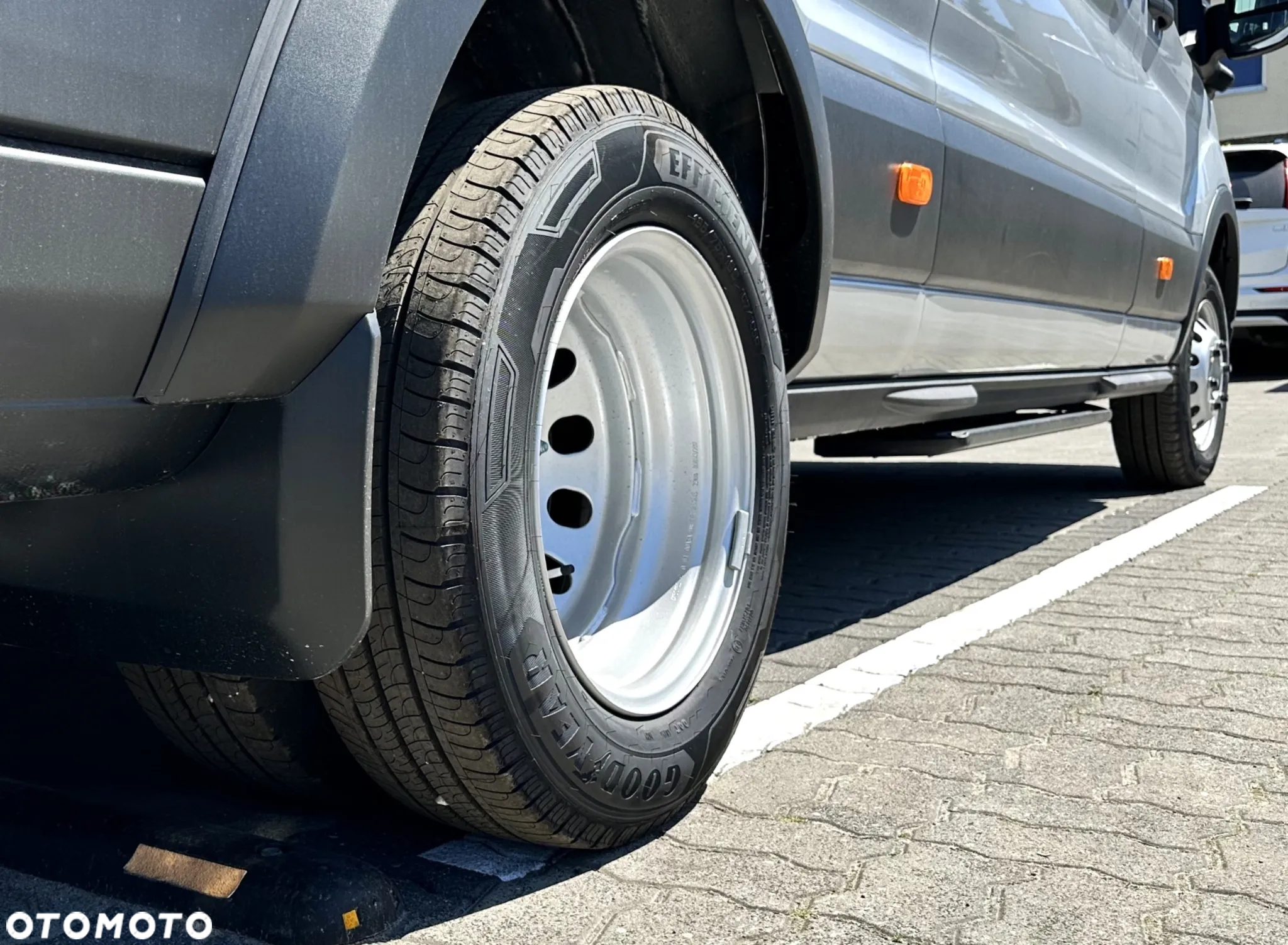 Ford Transit - 11