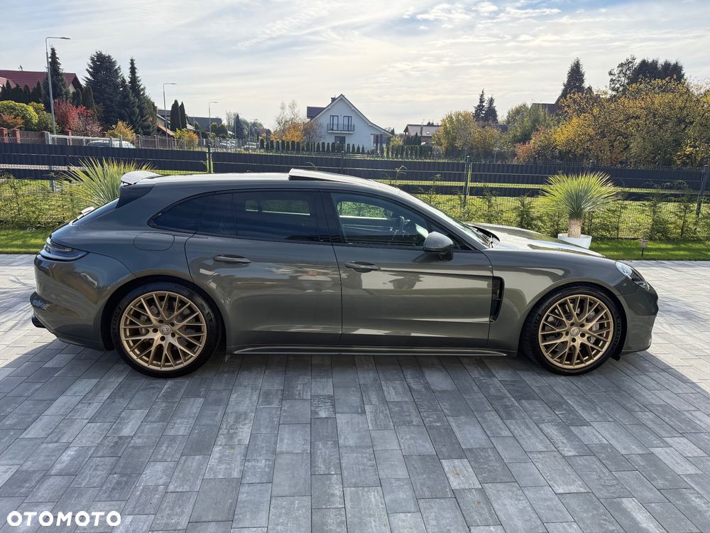 Porsche Panamera 4 Platinum Edition - 6