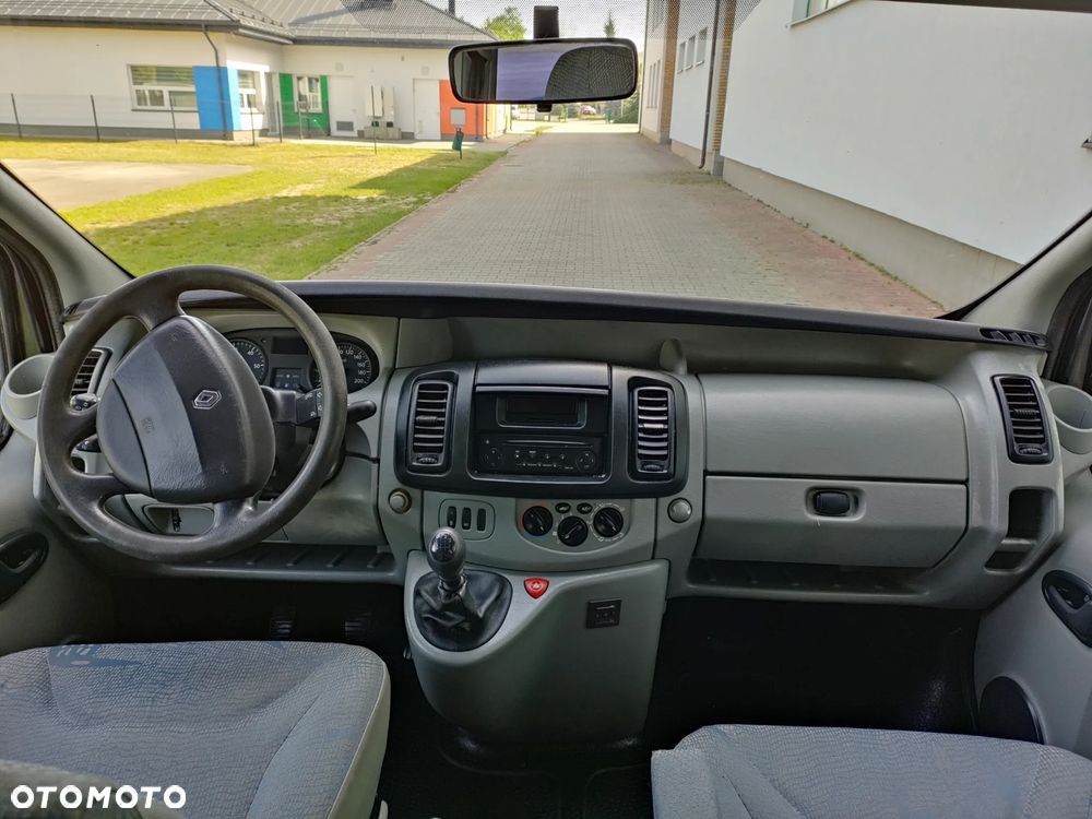 Renault Trafic brygadówka long - 16