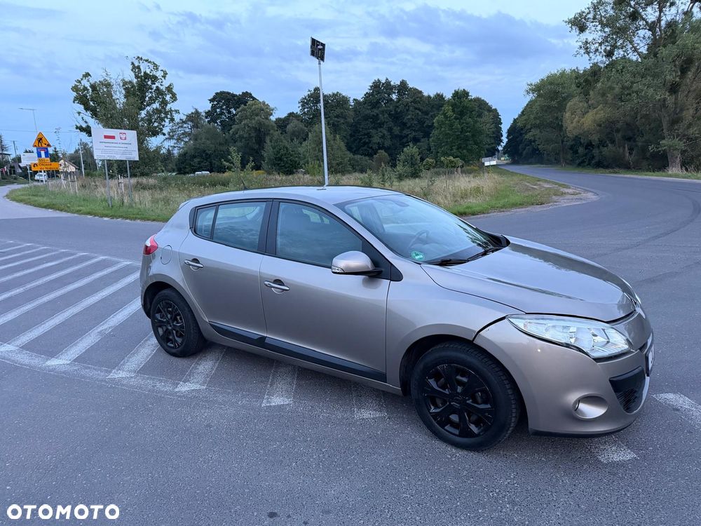 Renault Megane - 17