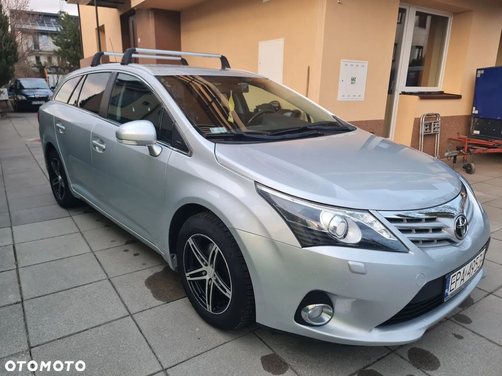 Toyota Avensis 2.0 D-4D Premium - 7