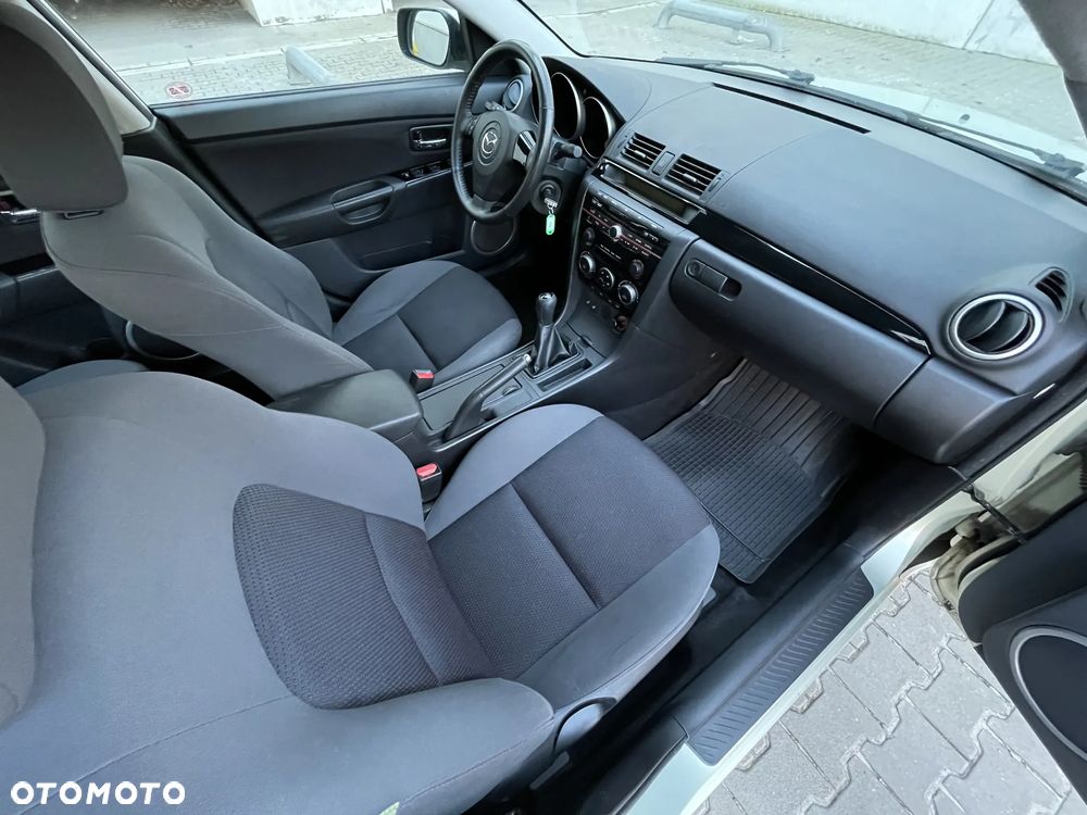 Mazda 3 1.6 MZR Edition - 23