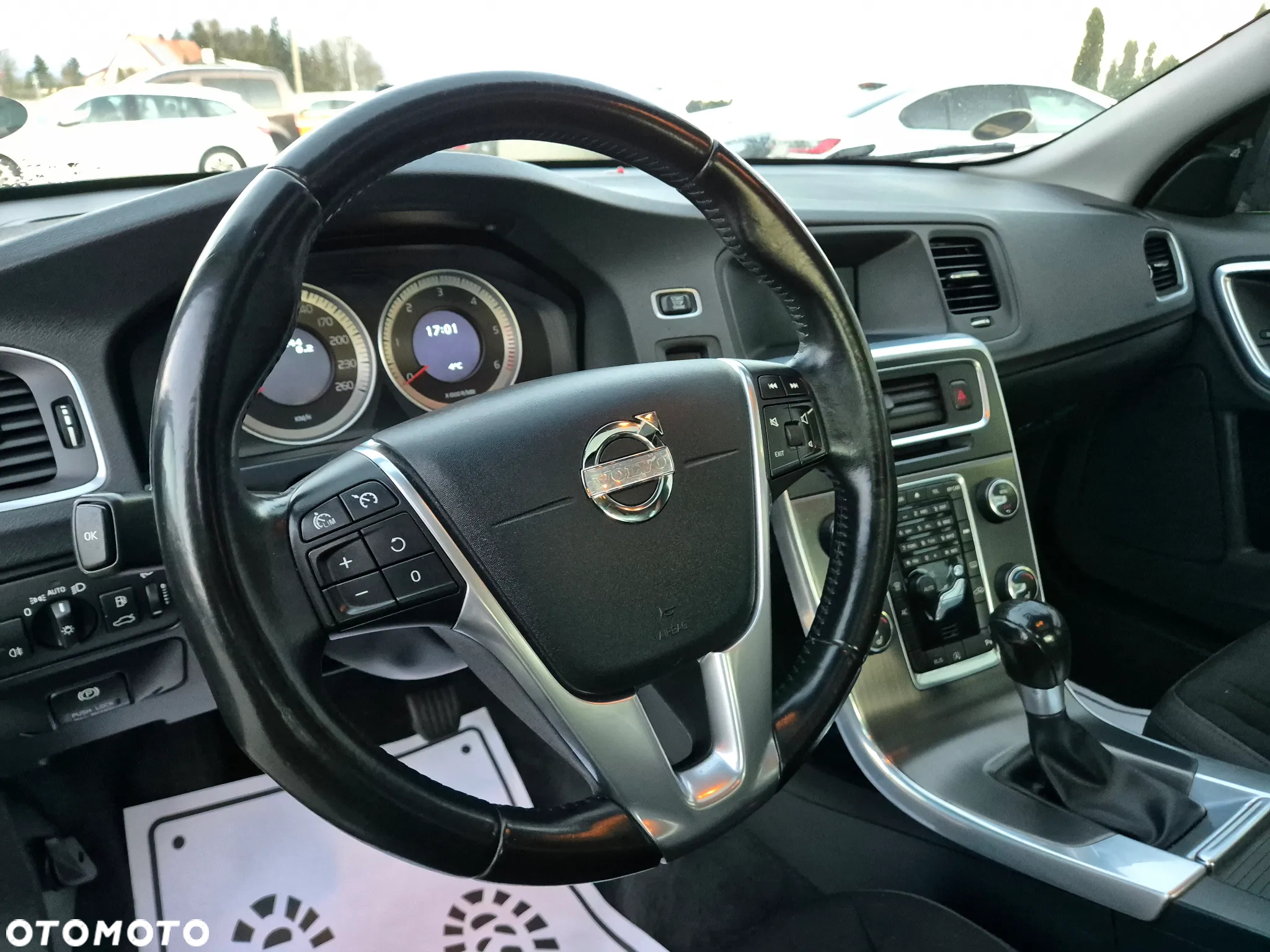 Volvo S60 D4 Momentum - 23