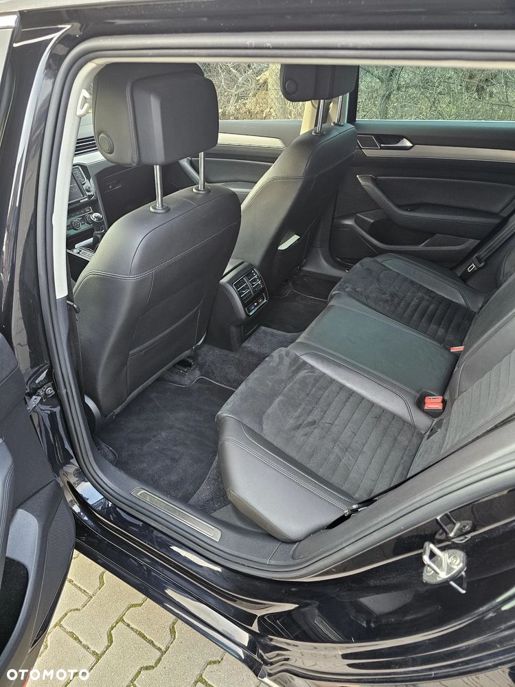 Volkswagen Passat Variant 2.0 TDI BMT Highline - 14