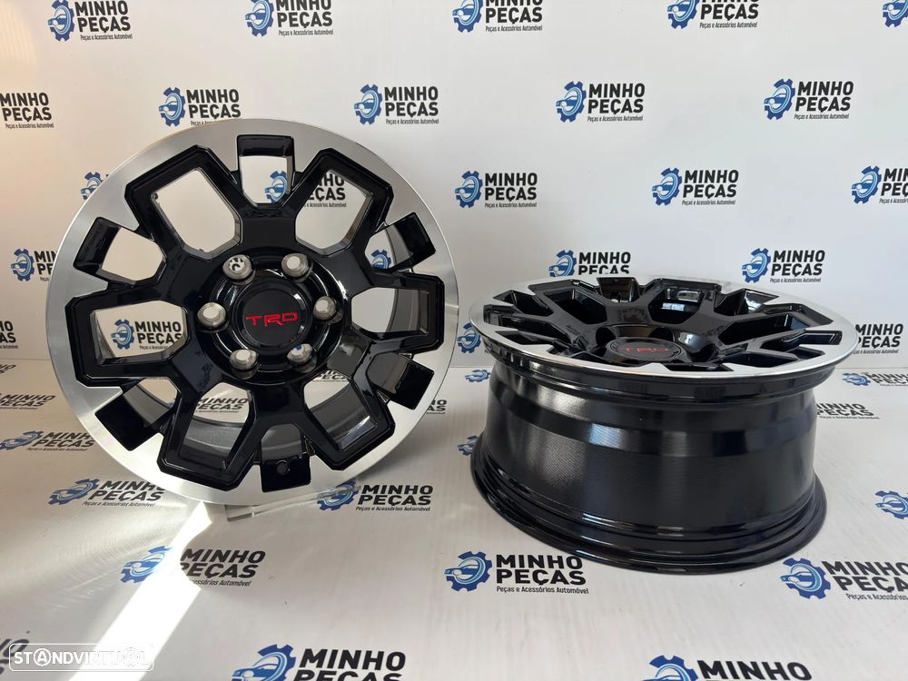 Jantes Look TRD 4x4 em 17 (6x139.7) preto polido - 4