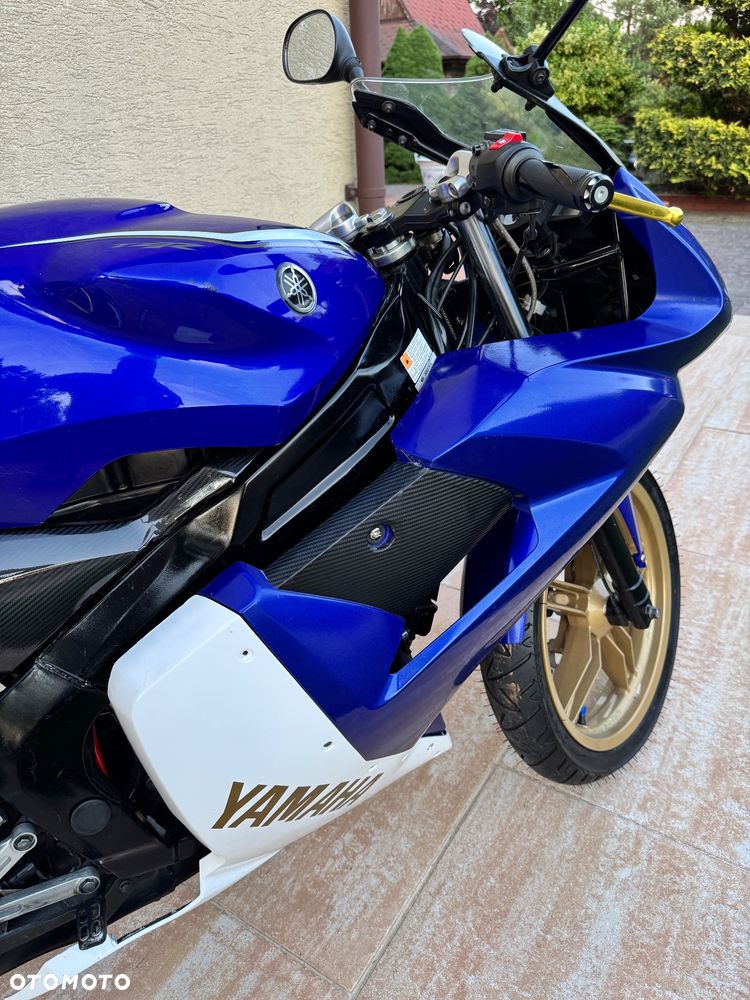 Yamaha TZR - 6