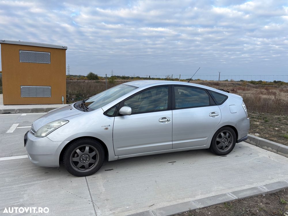 Toyota Prius - 6