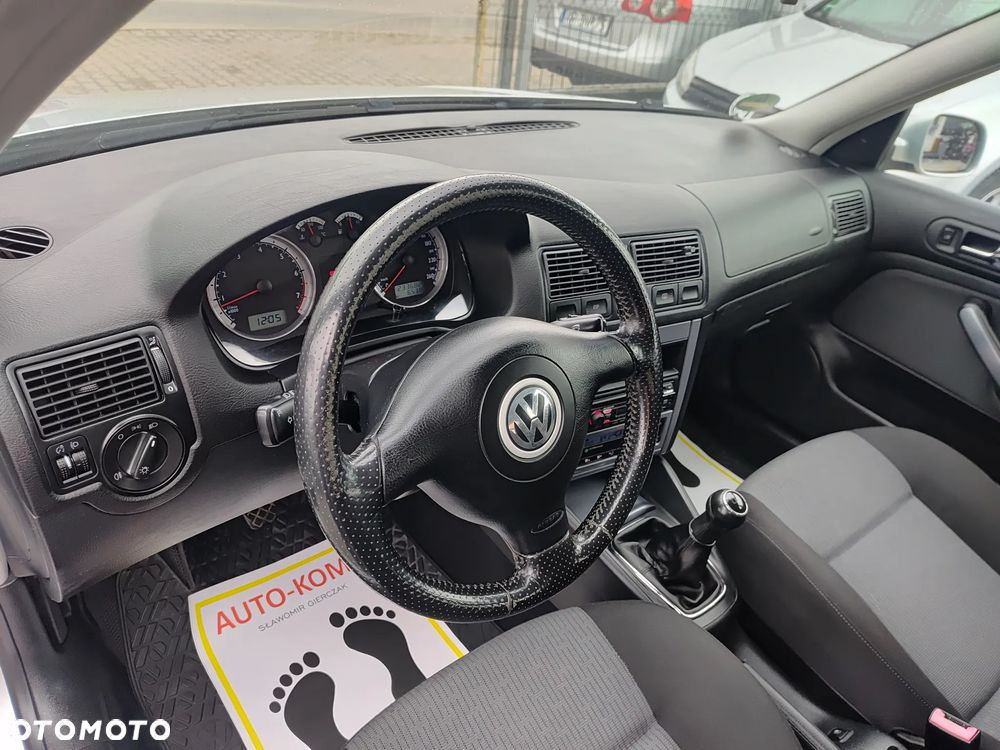 Volkswagen Golf - 16