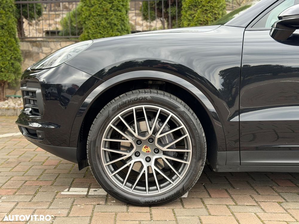 Porsche Cayenne - 6