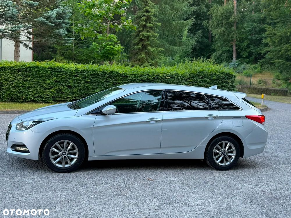 Hyundai i40 Kombi blue 1.7 CRDi Style - 30