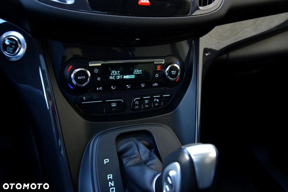 Ford Kuga 2.0 TDCi AWD Titanium - 22