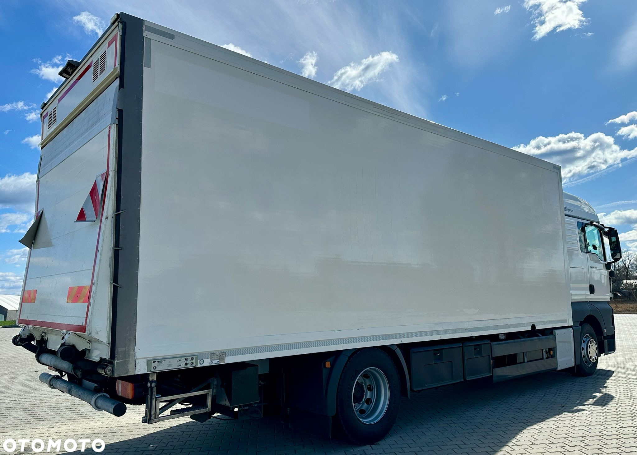 MAN TGX 18.360 / CHŁODNIA / WINDA / AUTOMAT / 19 EUROPALET / THERMO KING / SYPIALKA / SPROWADZONY - 5