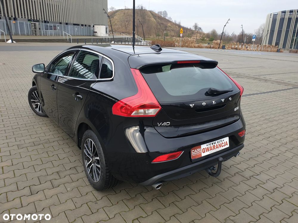 Volvo V40 D3 Inscription - 17