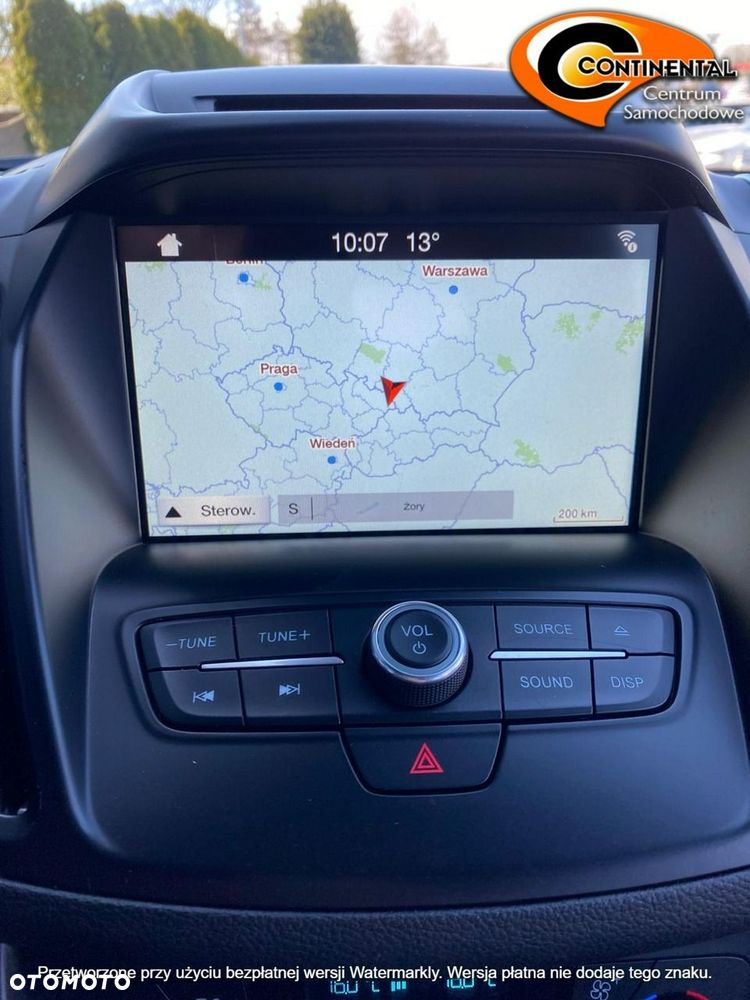 Ford Kuga - 10