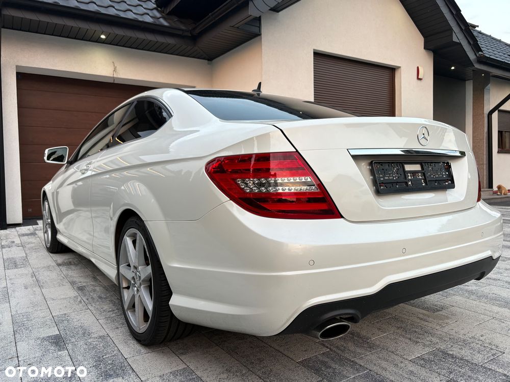 Mercedes-Benz Klasa C 180 (BlueEFFICIENCY) 7G-TRONIC - 4