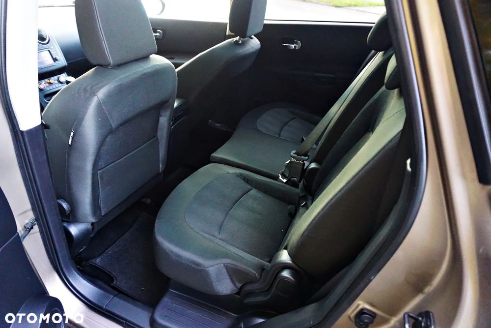 Nissan Qashqai+2 2.0 Tekna Premium - 31