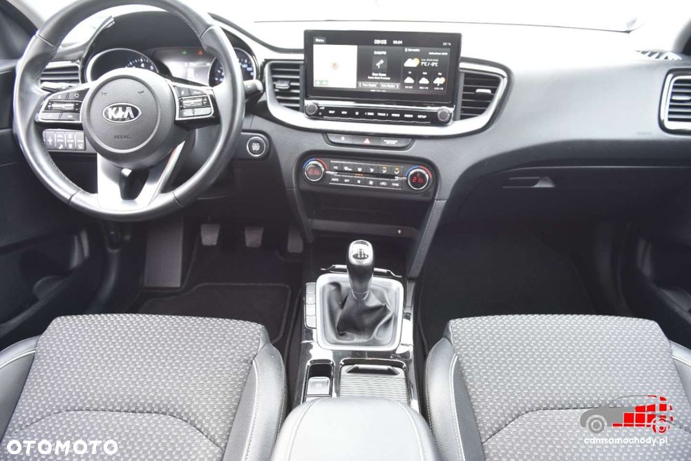 Kia XCeed - 22
