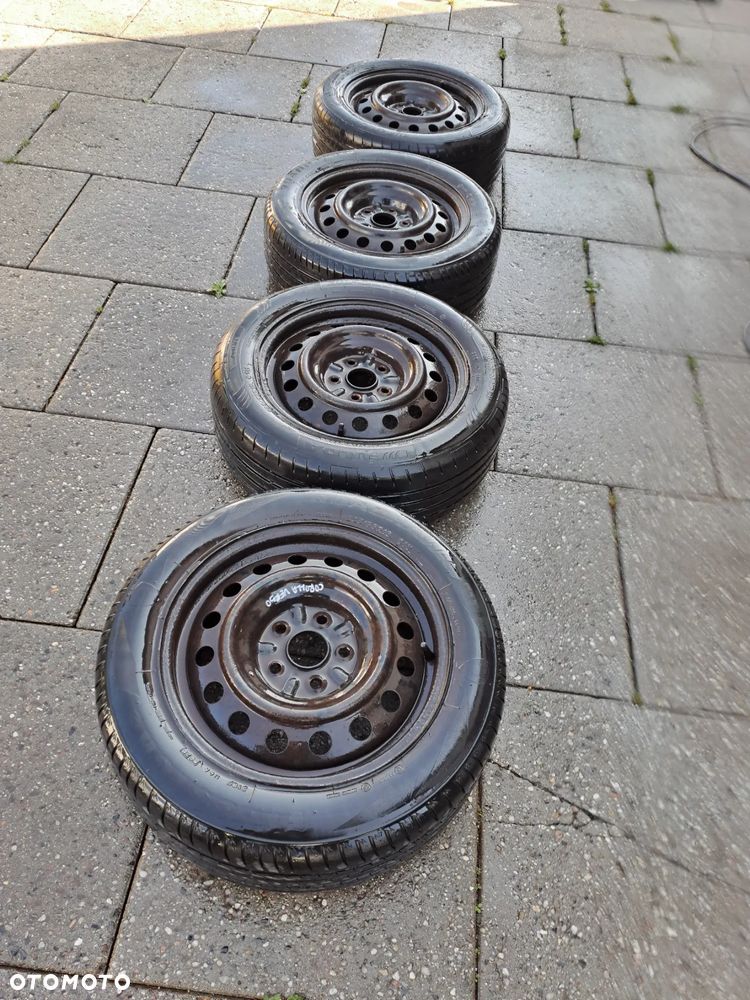 Toyota Corolla Verso komplet felg stalowych z oponami 205/55 R16 5x114,3 - 1