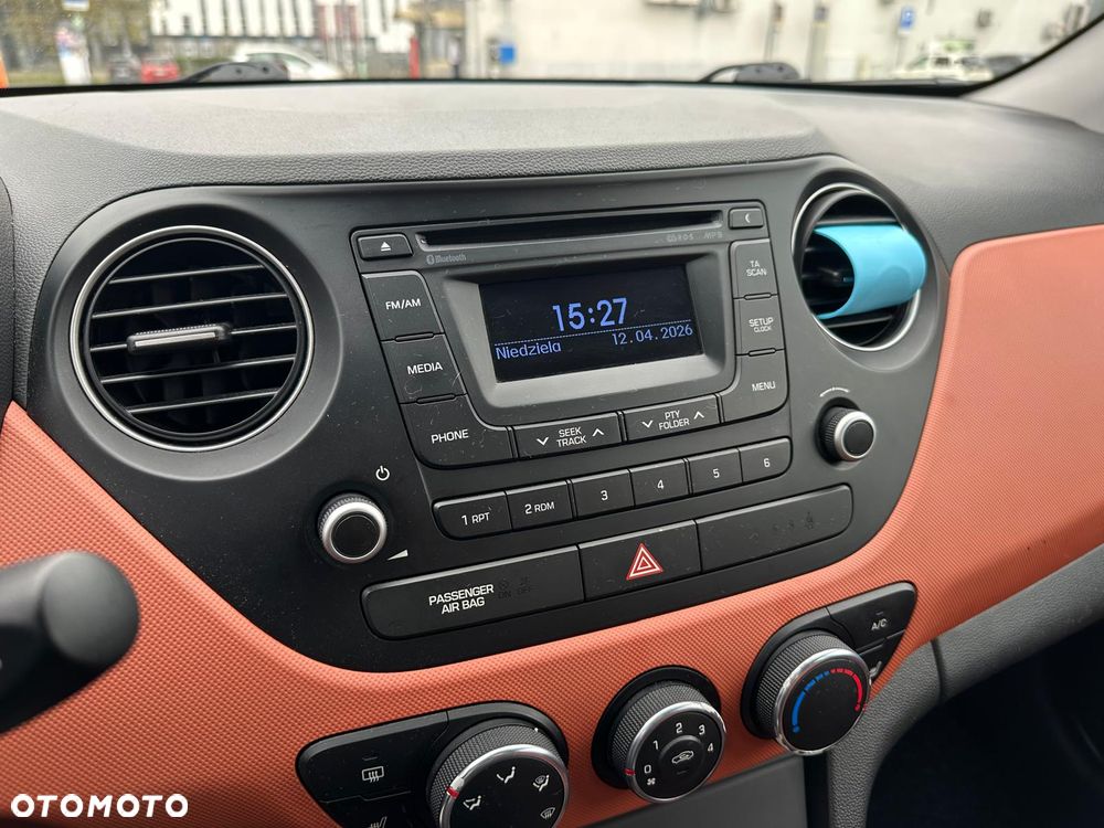 Hyundai i10 1.2 Premium - 13