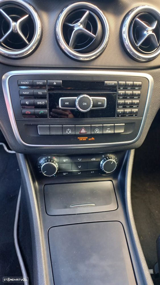 Mercedes-Benz GLA 180 CDI Urban Aut. - 10
