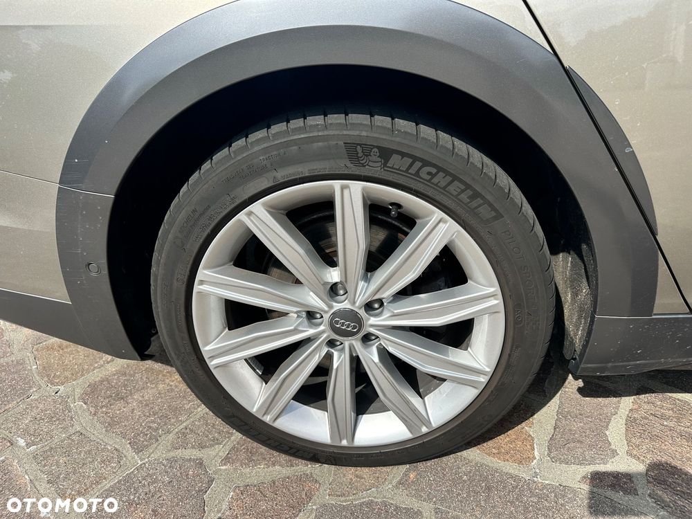 Audi A6 Allroad - 22