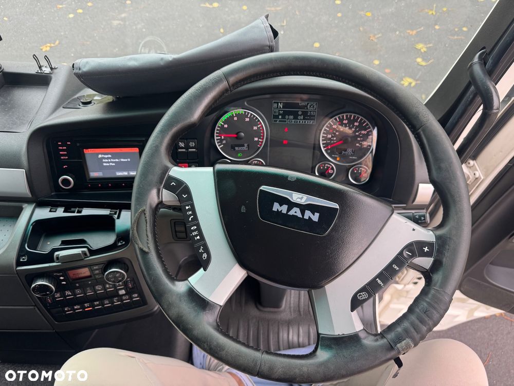 MAN TGX 26.440 6x2 - 22