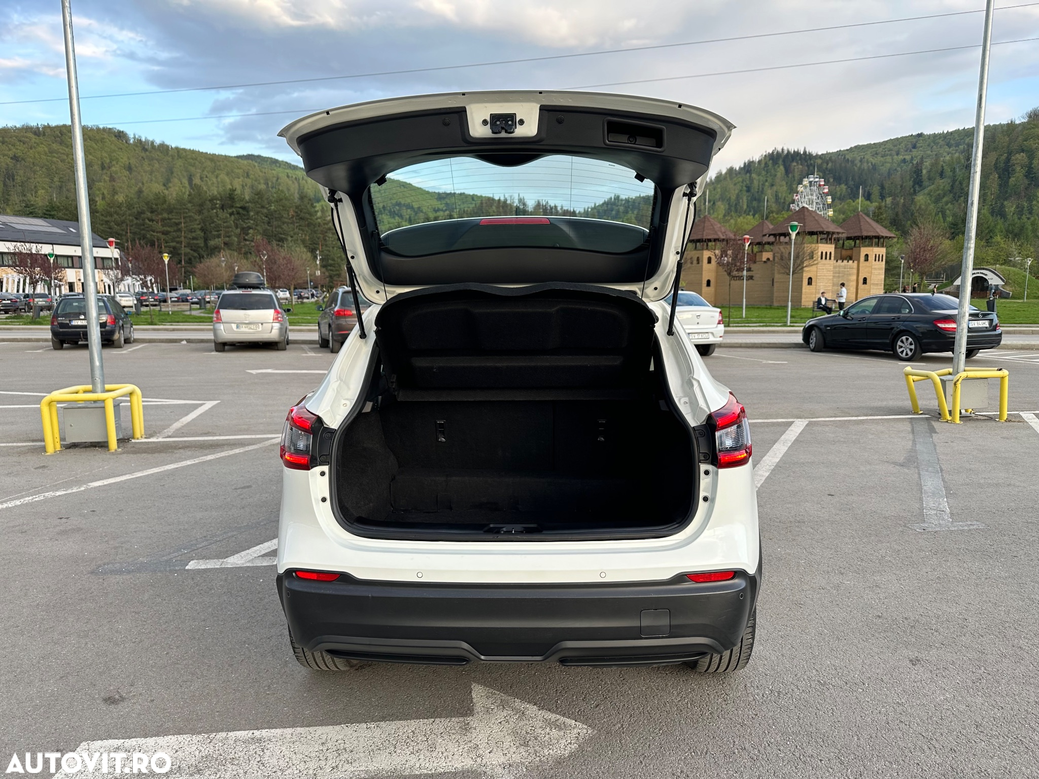 Nissan Qashqai 1.5 DCI N-CONNECTA - 30