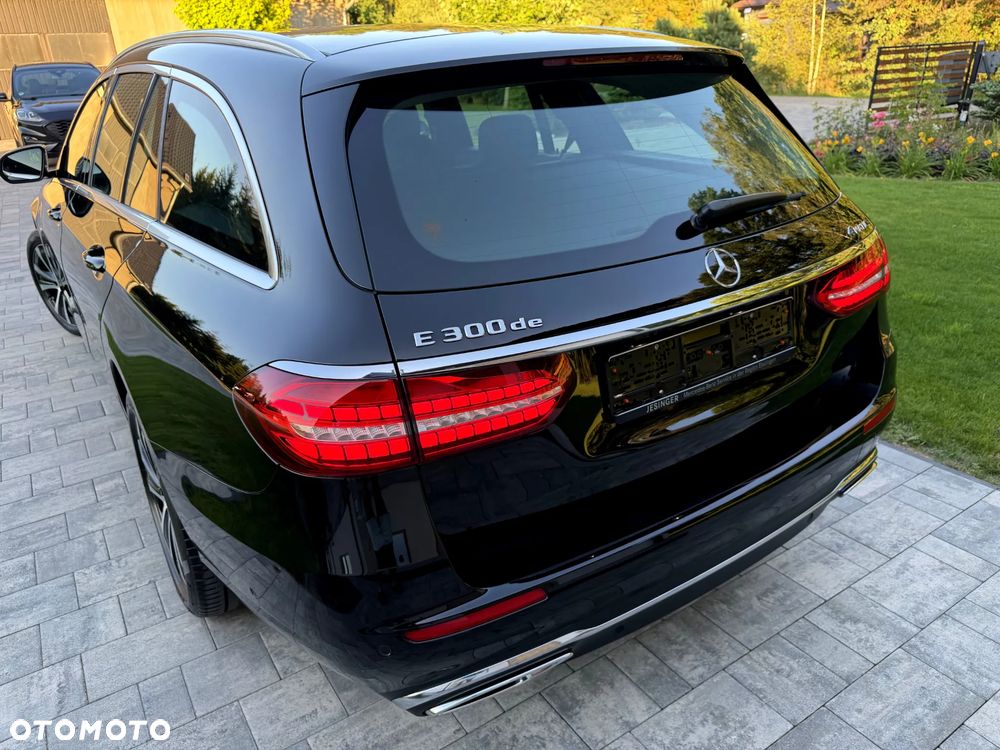 Mercedes-Benz Klasa E 300 de 4-Matic Avantgarde - 2