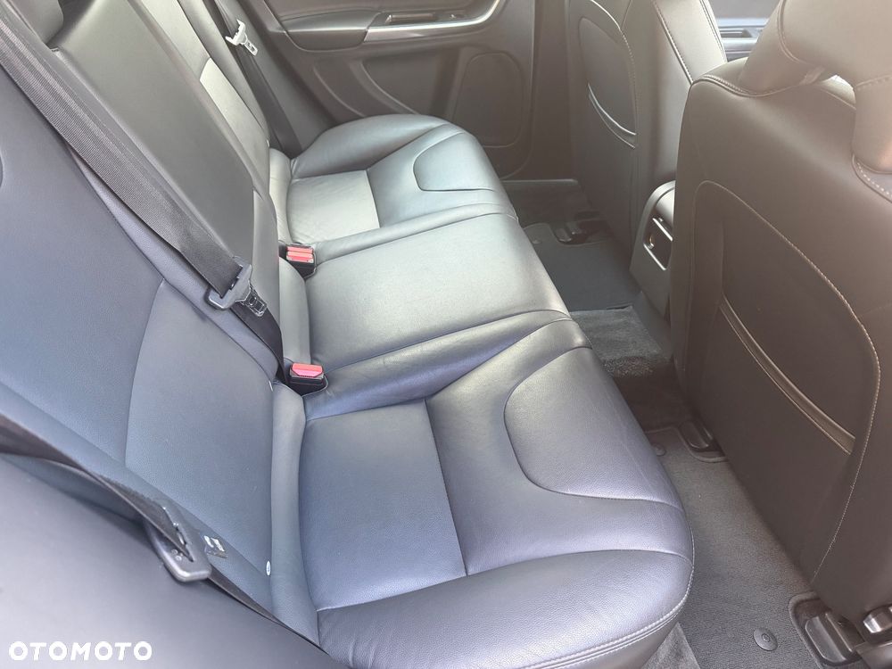 Volvo V60 - 18