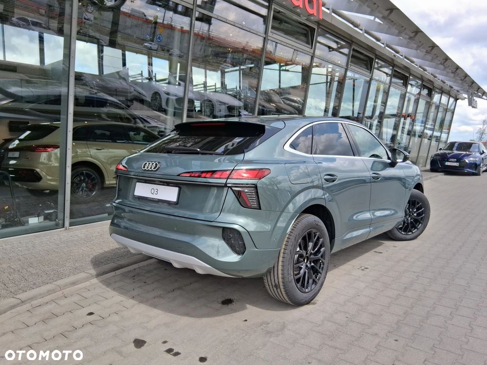 Audi Q3 Sportback - 6