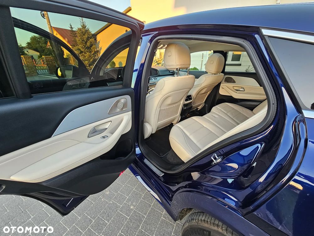 Mercedes-Benz GLE - 11