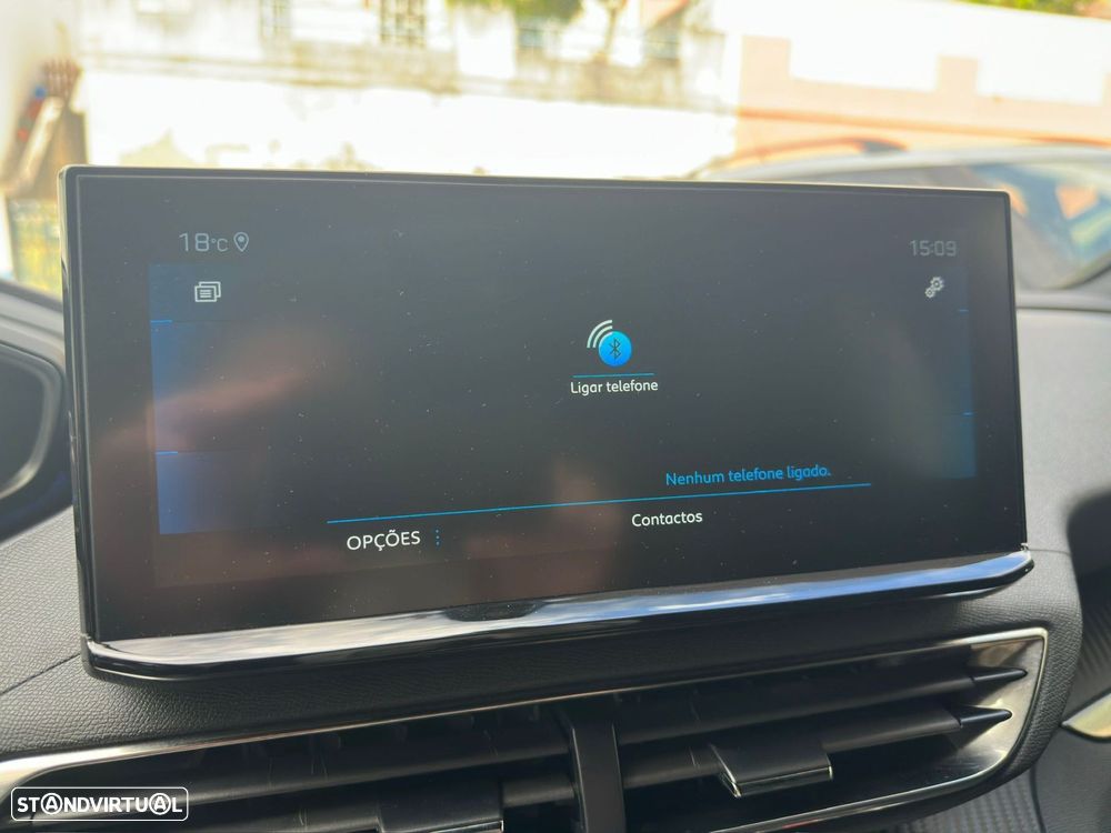 Peugeot 5008 1.2 PureTech Allure EAT8 - 17