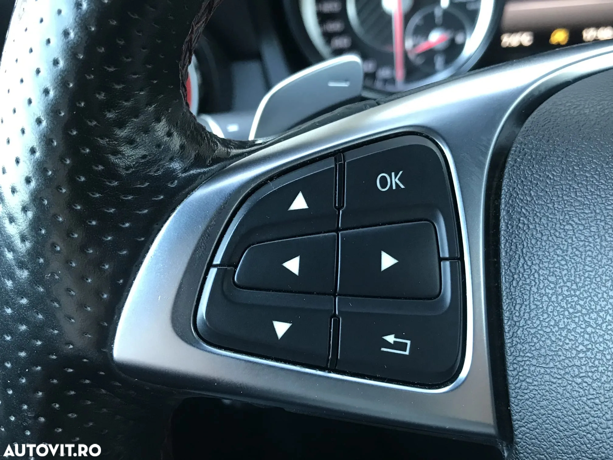 Mercedes-Benz CLA AMG 45 4Matic 7G-DCT - 18