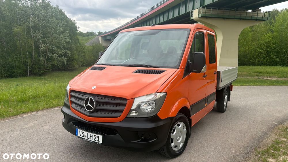 Mercedes-Benz Sprinter - 1