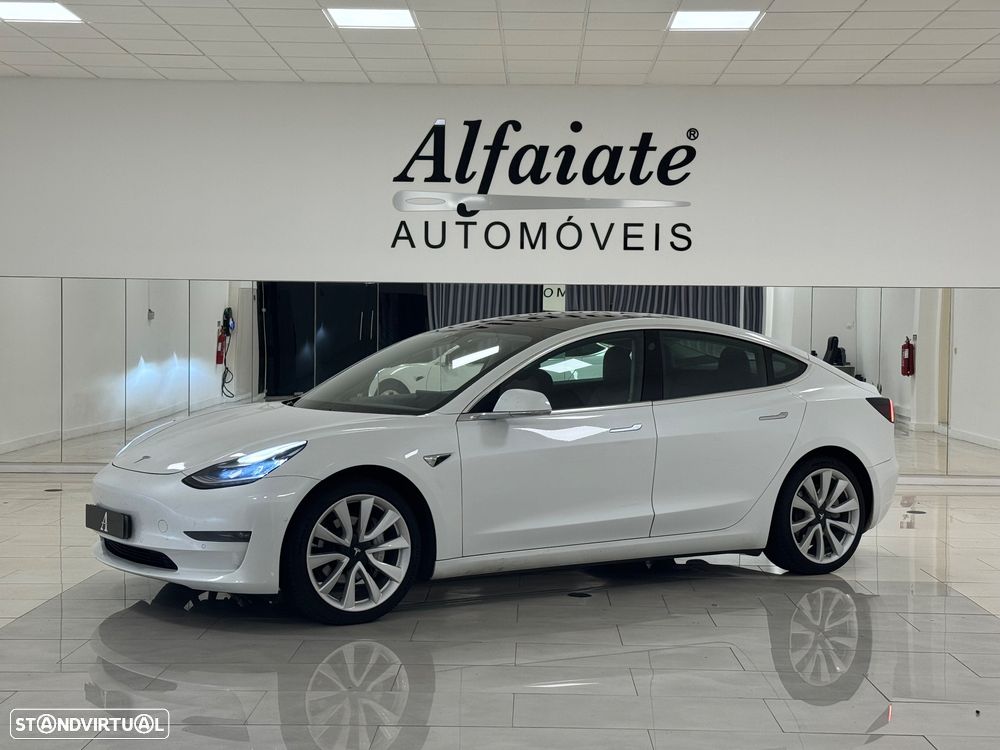 Tesla Model 3 Long Range AWD Dual Motor