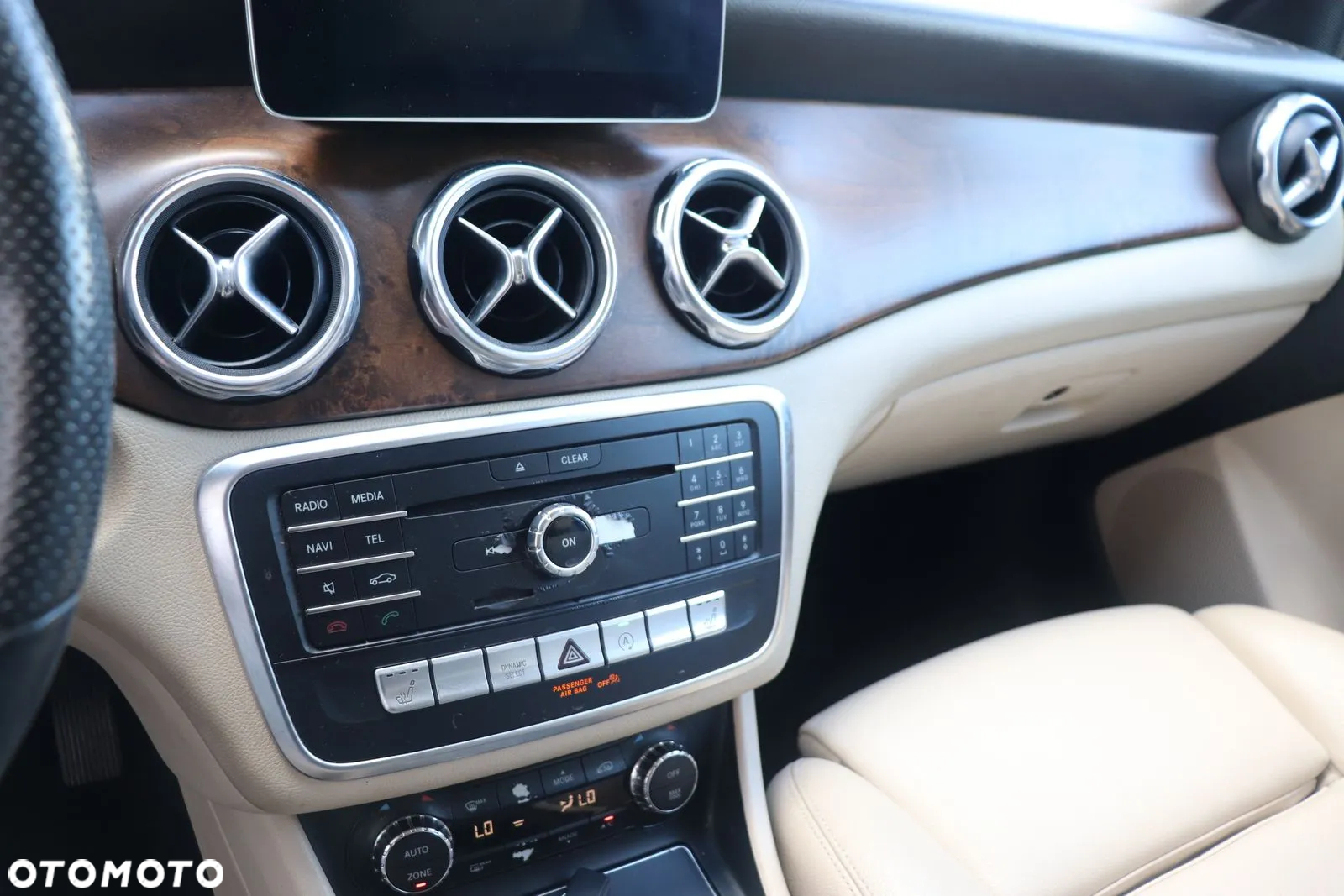 Mercedes-Benz GLA - 7