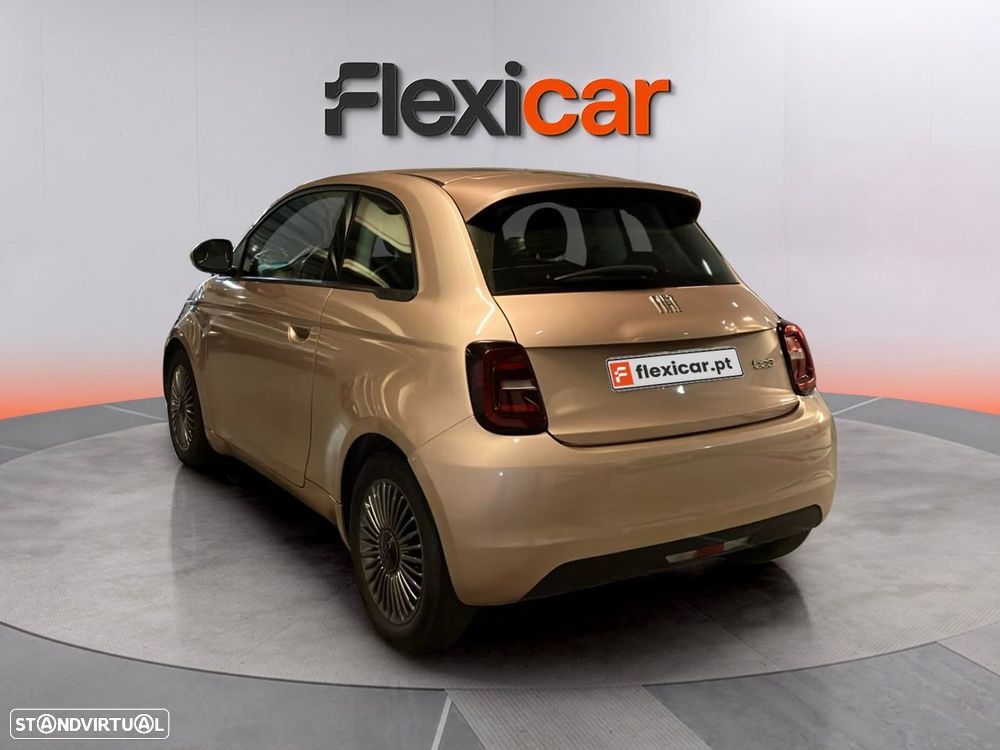 Fiat 500e 42 kWh Icon — fotografia 5